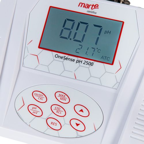 PHMETRO MEDIDOR DE PH DIGITAL 0 - 14PH, 0,01PH CALIBRACAO AUTOMATICA COM ELETRODO BLINDADO EM PP JUNTA EM FIBRA PROTETOR NO BULBO ME-008 E SUPORTE