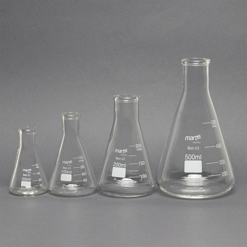 ERLENMEYER DE VIDRO BOCA ESTREITA GRADUADO - 500ML